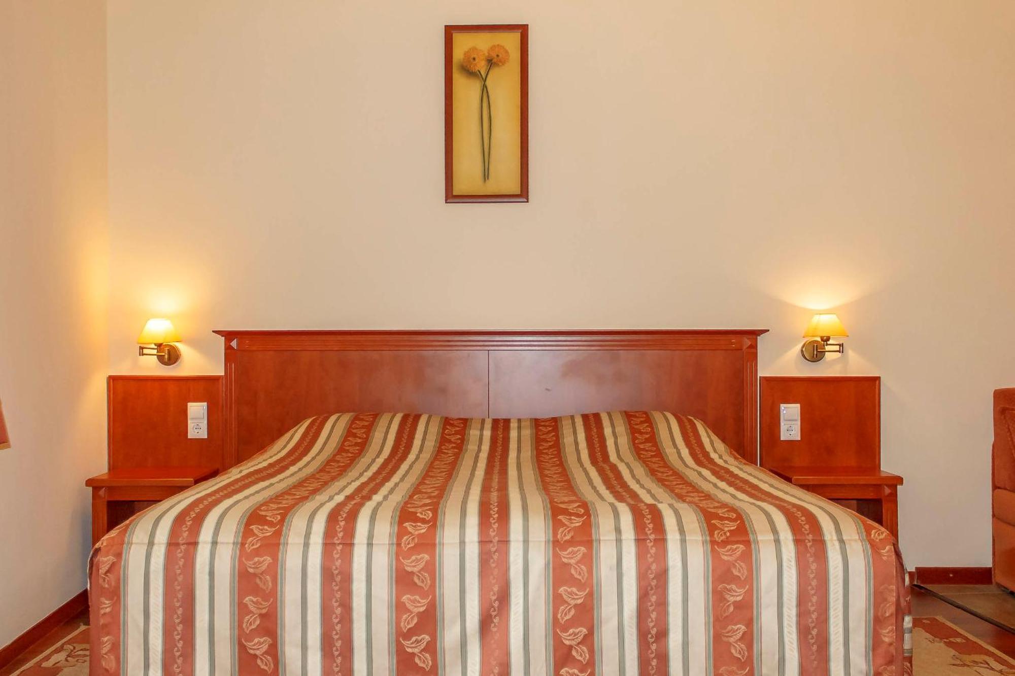 Mohács Pannon Hotel Bejelentkezes 20 Oraig, Check-In Until 20 O'Clock, Einchecken Bis 20 Uhr מראה חיצוני תמונה