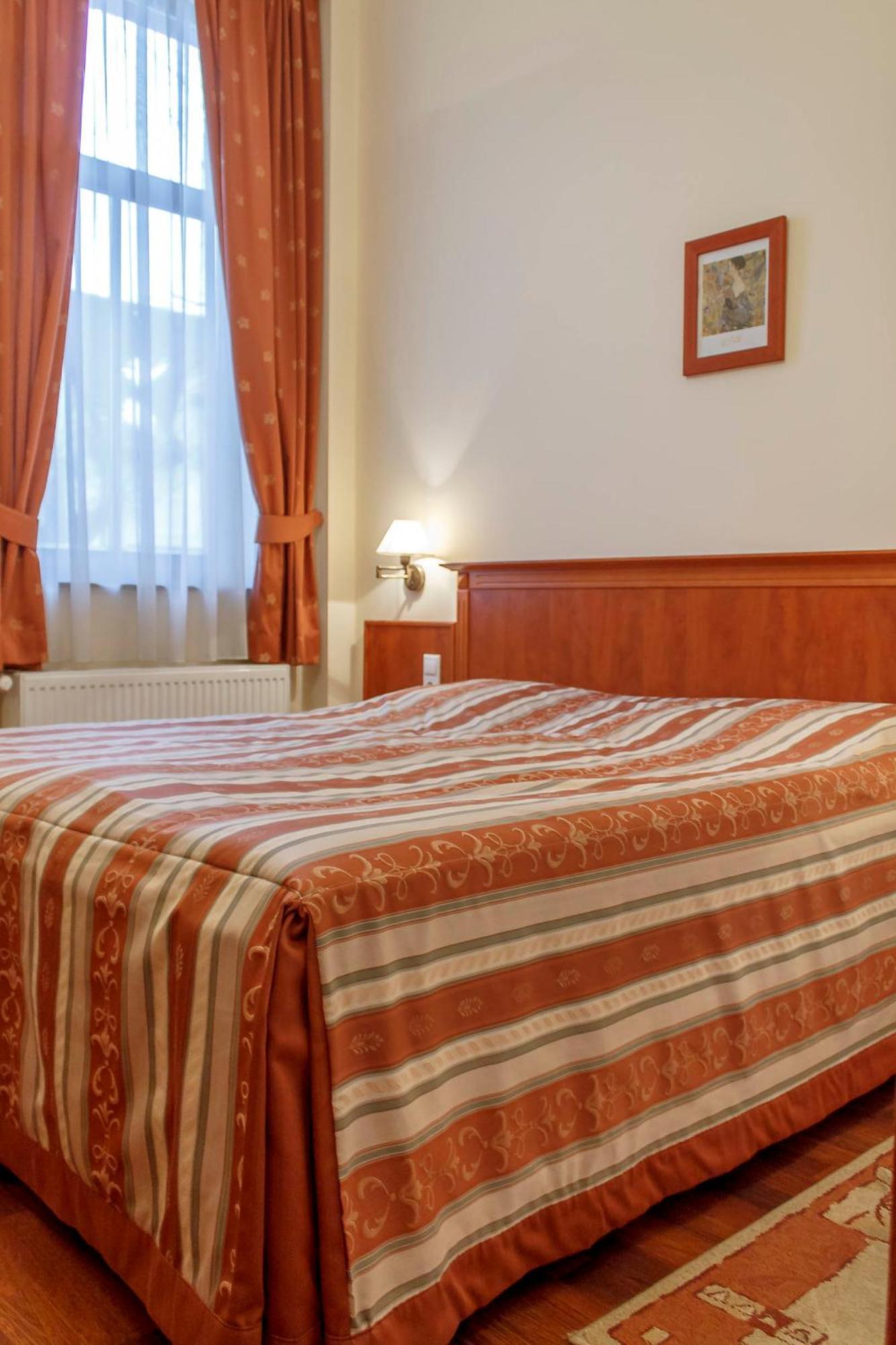 Mohács Pannon Hotel Bejelentkezes 20 Oraig, Check-In Until 20 O'Clock, Einchecken Bis 20 Uhr מראה חיצוני תמונה