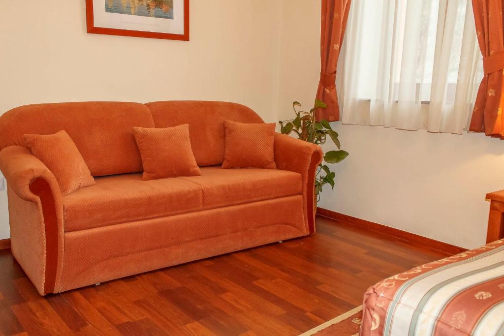 Mohács Pannon Hotel Bejelentkezes 20 Oraig, Check-In Until 20 O'Clock, Einchecken Bis 20 Uhr חדר תמונה