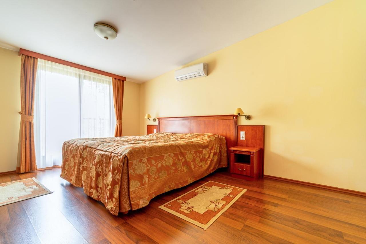 Mohács Pannon Hotel Bejelentkezes 20 Oraig, Check-In Until 20 O'Clock, Einchecken Bis 20 Uhr מראה חיצוני תמונה